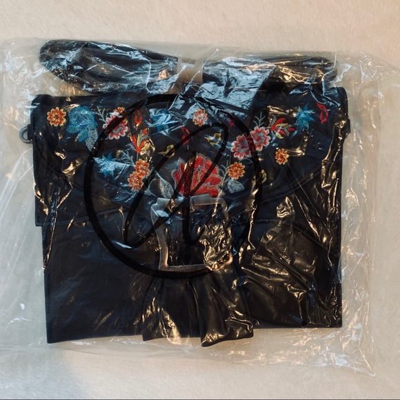 Bags 2 for $15! Lola embroidered clutch NWT - Picture 8 of 8